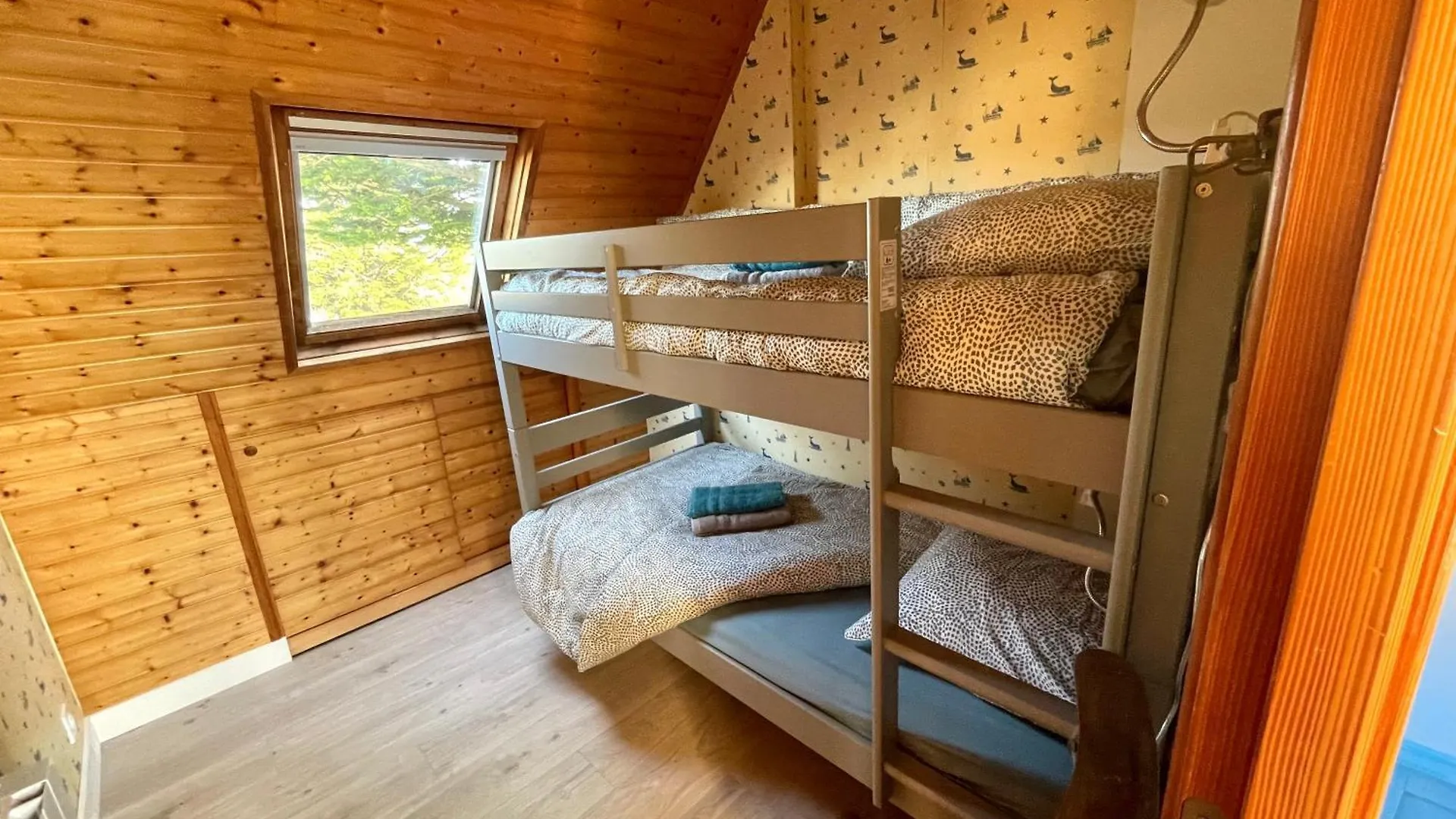 Jolie Maison Renovee Au Bord De La Ria, Belz