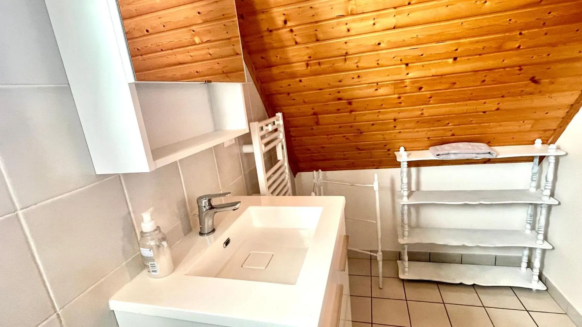 Jolie Maison Renovee Au Bord De La Ria, Belz Holiday home